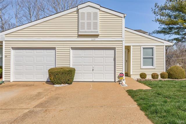Property Photo: 169 Rutherglen Dr. 63088