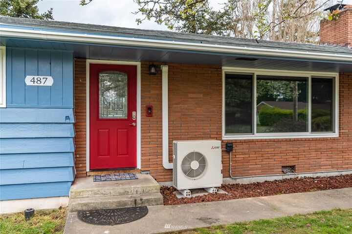 Property Photo:  487 NE Harvest Drive  WA 98277 