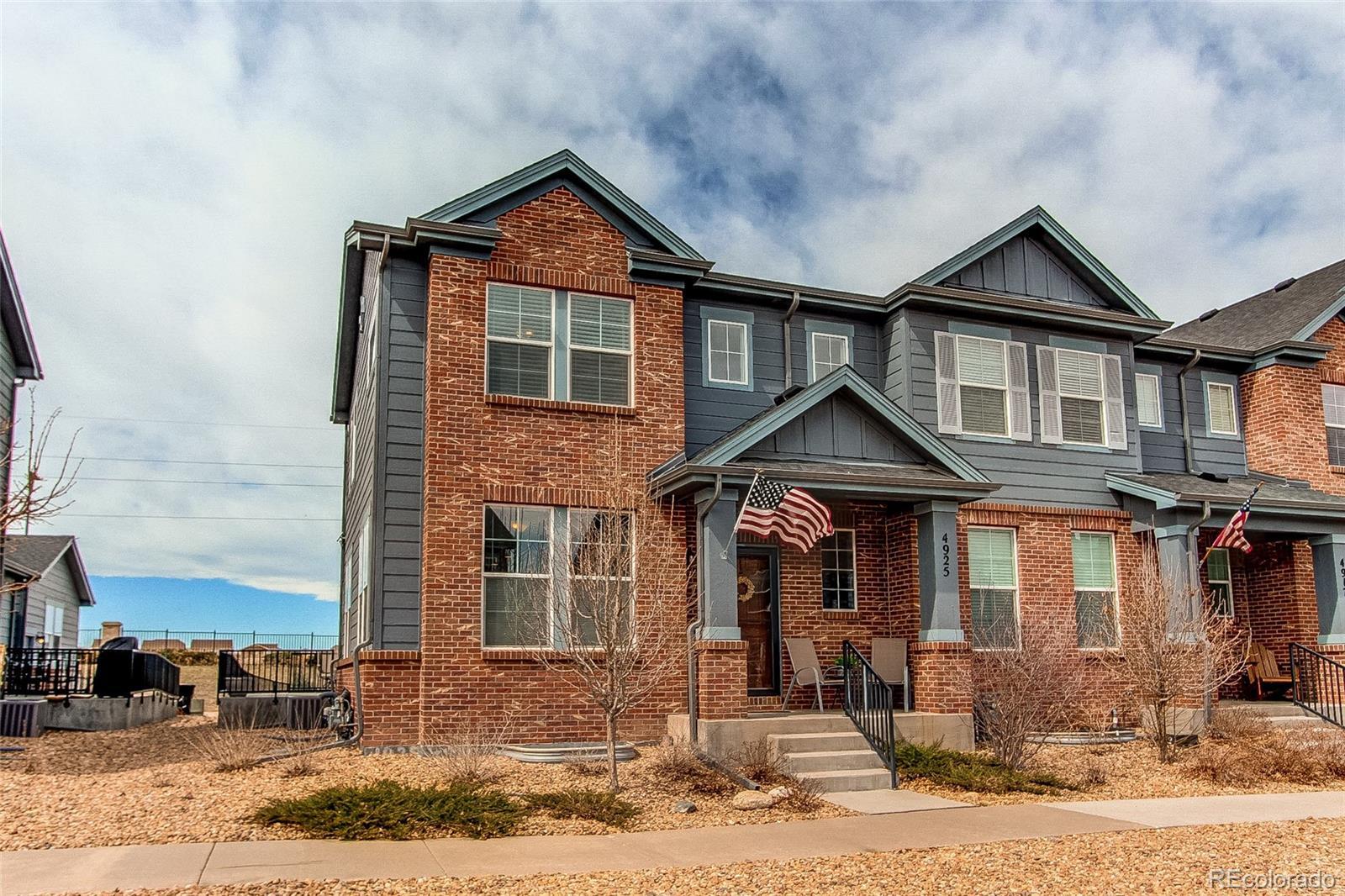 Property Photo:  4925 S Algonquian Way  CO 80016 