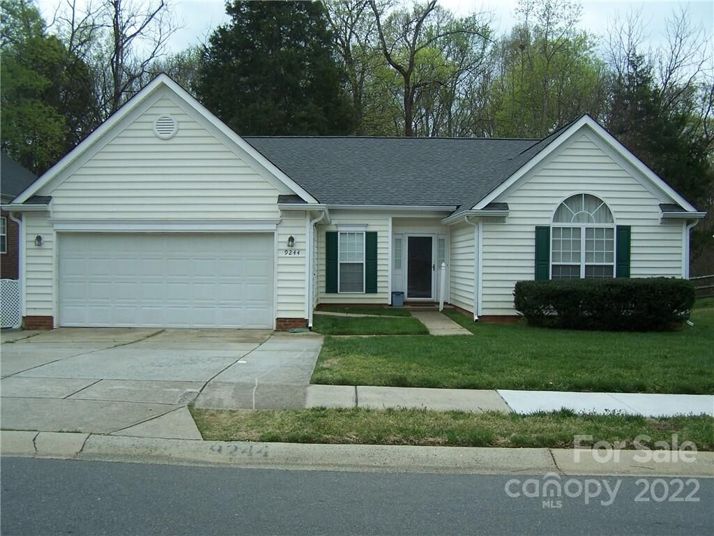 Property Photo: 9244 Hillston Ridge Road NC 28078