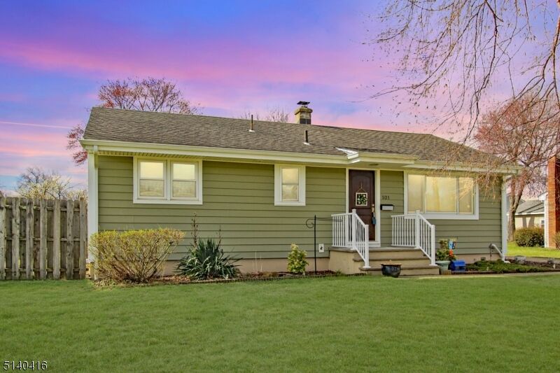 Property Photo:  521 Jackson Ave  NJ 08835 