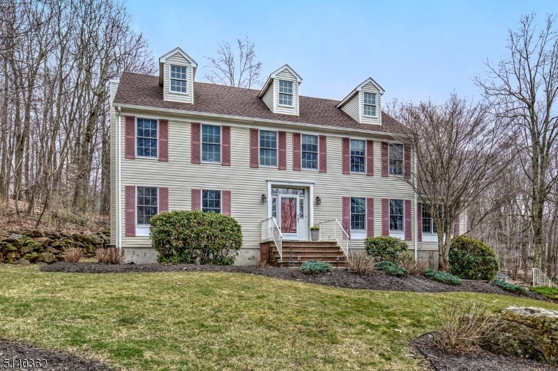 Property Photo: 52 Heritage Ct NJ 07869