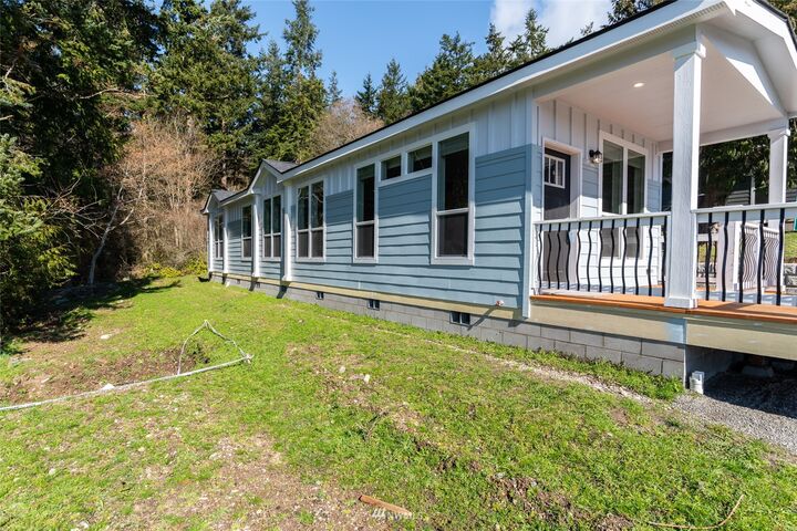630 Ocean View Drive  Oak Harbor WA 98277 photo