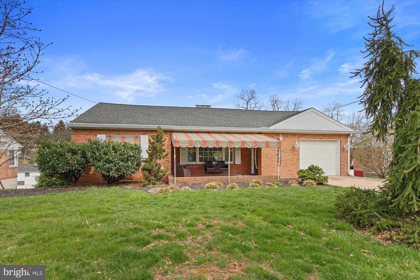 1279 Southern Road  York PA 17403 photo