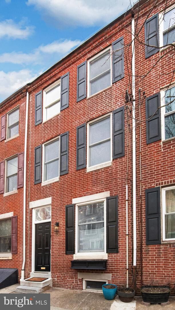 Property Photo: 763 S 6th Street PA 19147