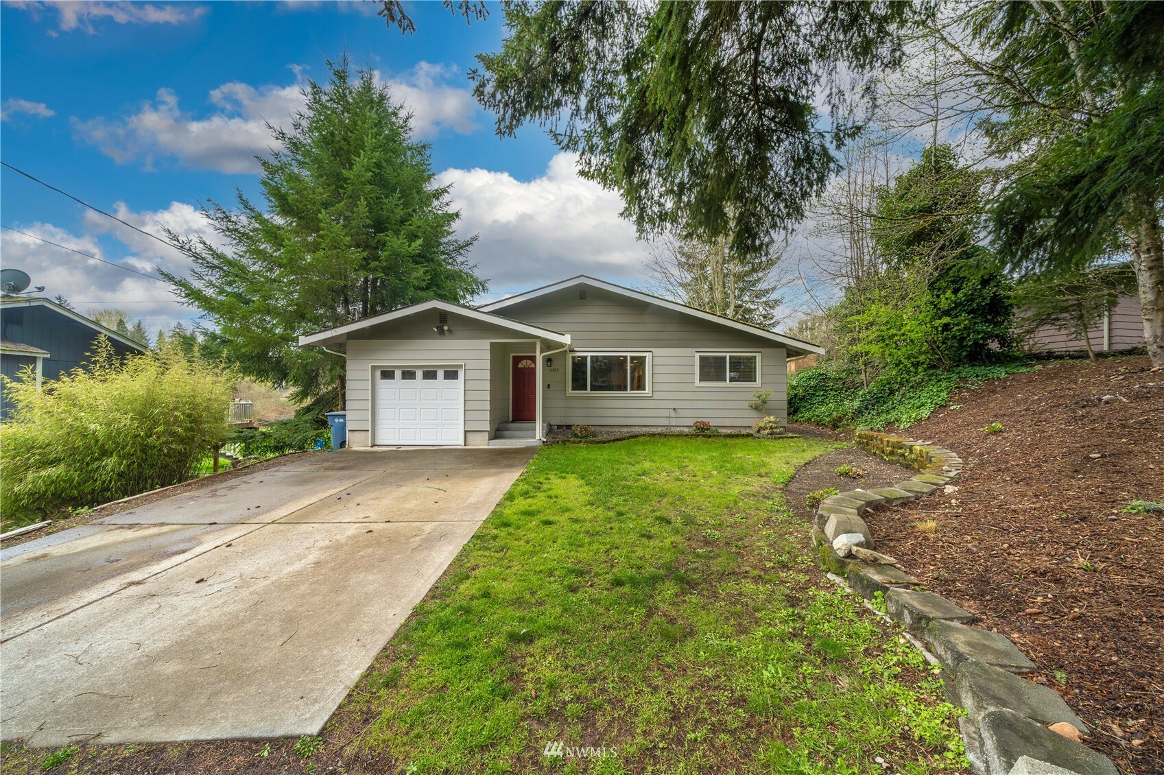 Property Photo:  10826 Rampart Drive E  WA 98374 