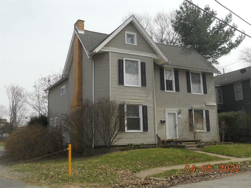 96 Elm Ave.  Sharon PA 16146 photo