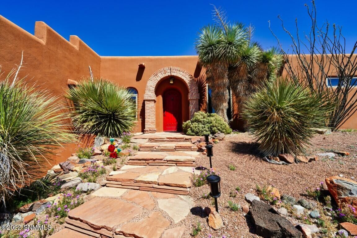 Property Photo:  4945 John Muir Road  NM 88011 