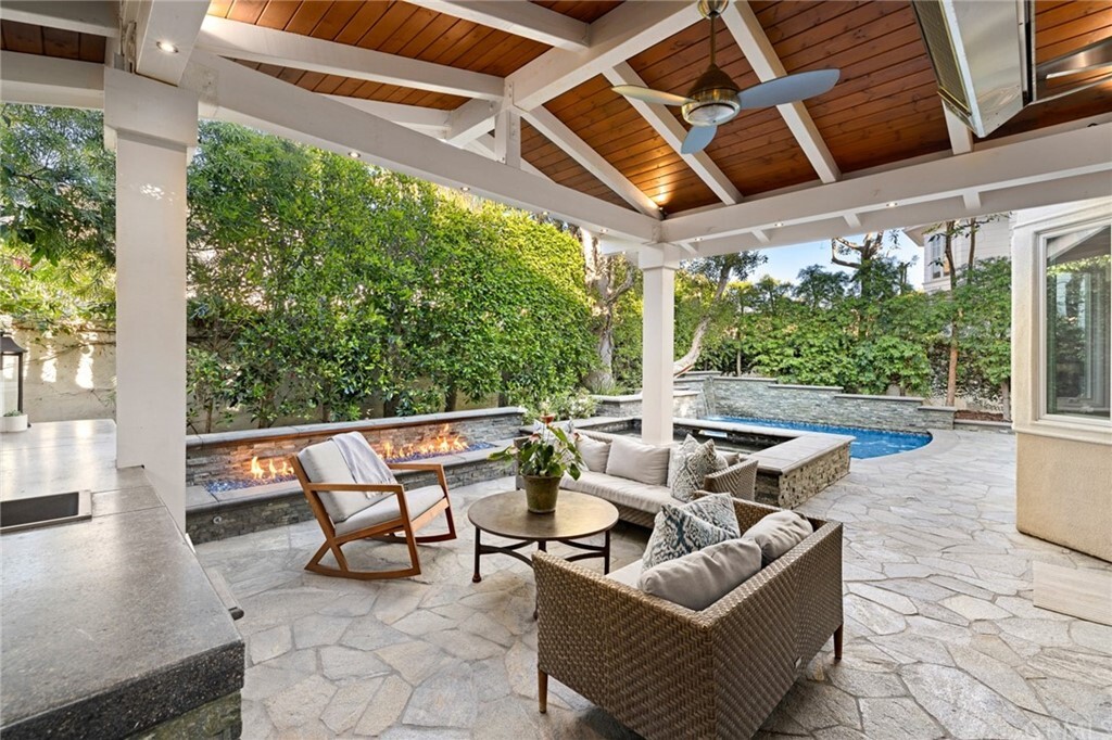 Property Photo:  4 Turtle Bay Drive  CA 92660 
