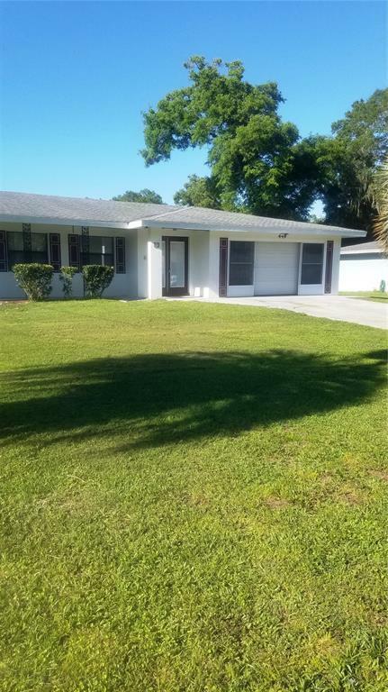 Property Photo: 449 E Oakwood Avenue FL 32763
