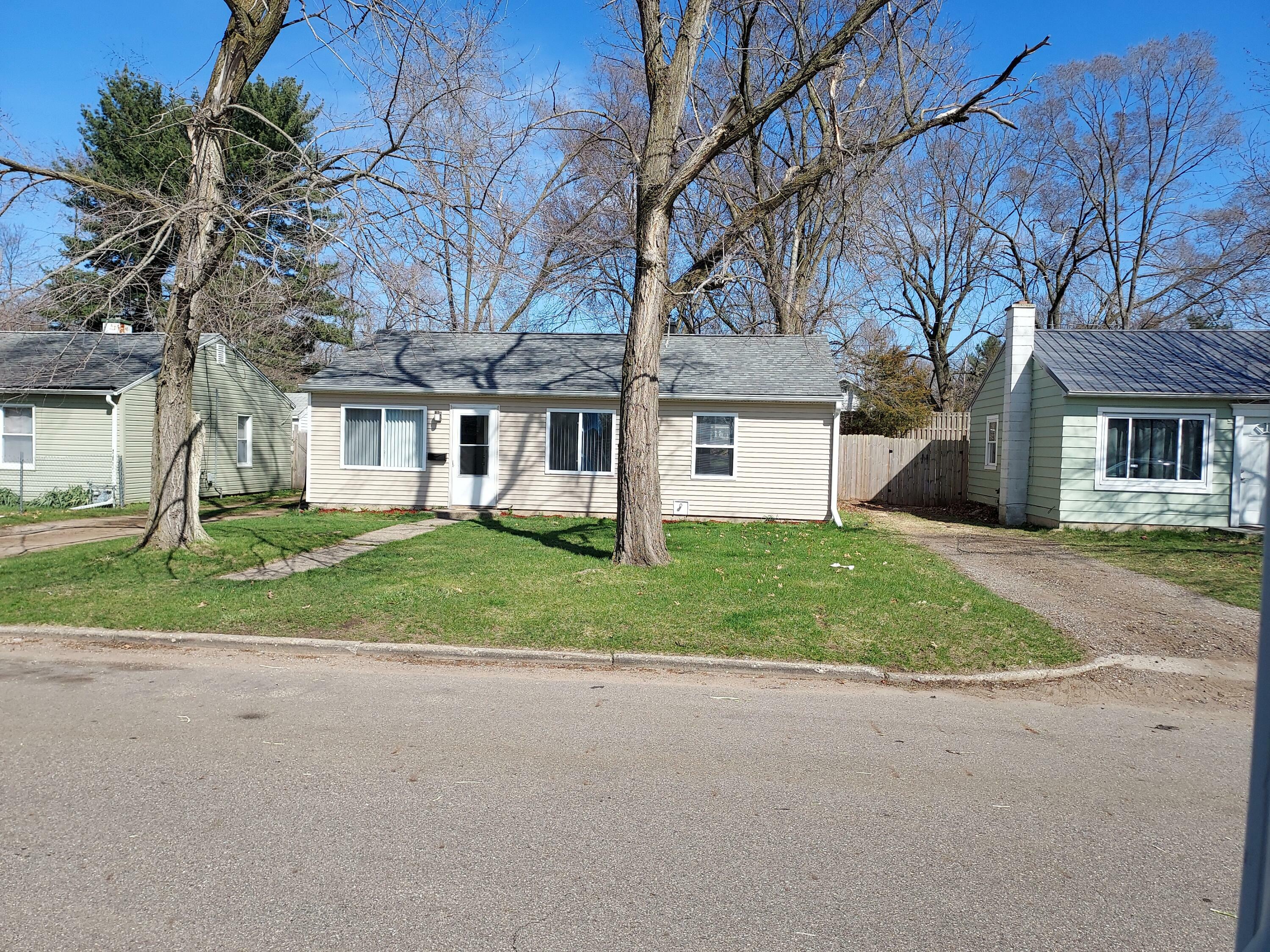 Property Photo:  120 N Woodlawn Avenue  MI 49037 