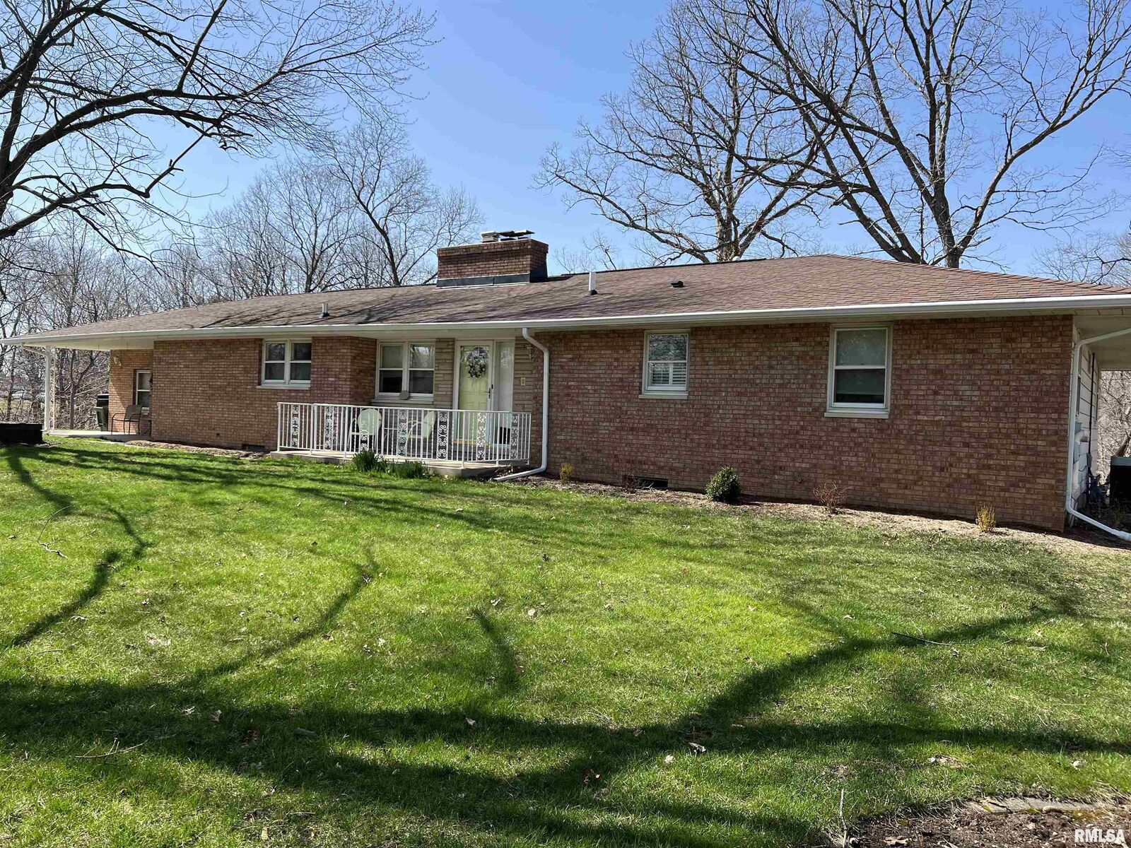 Property Photo: 1405 W Palasade IL 61525