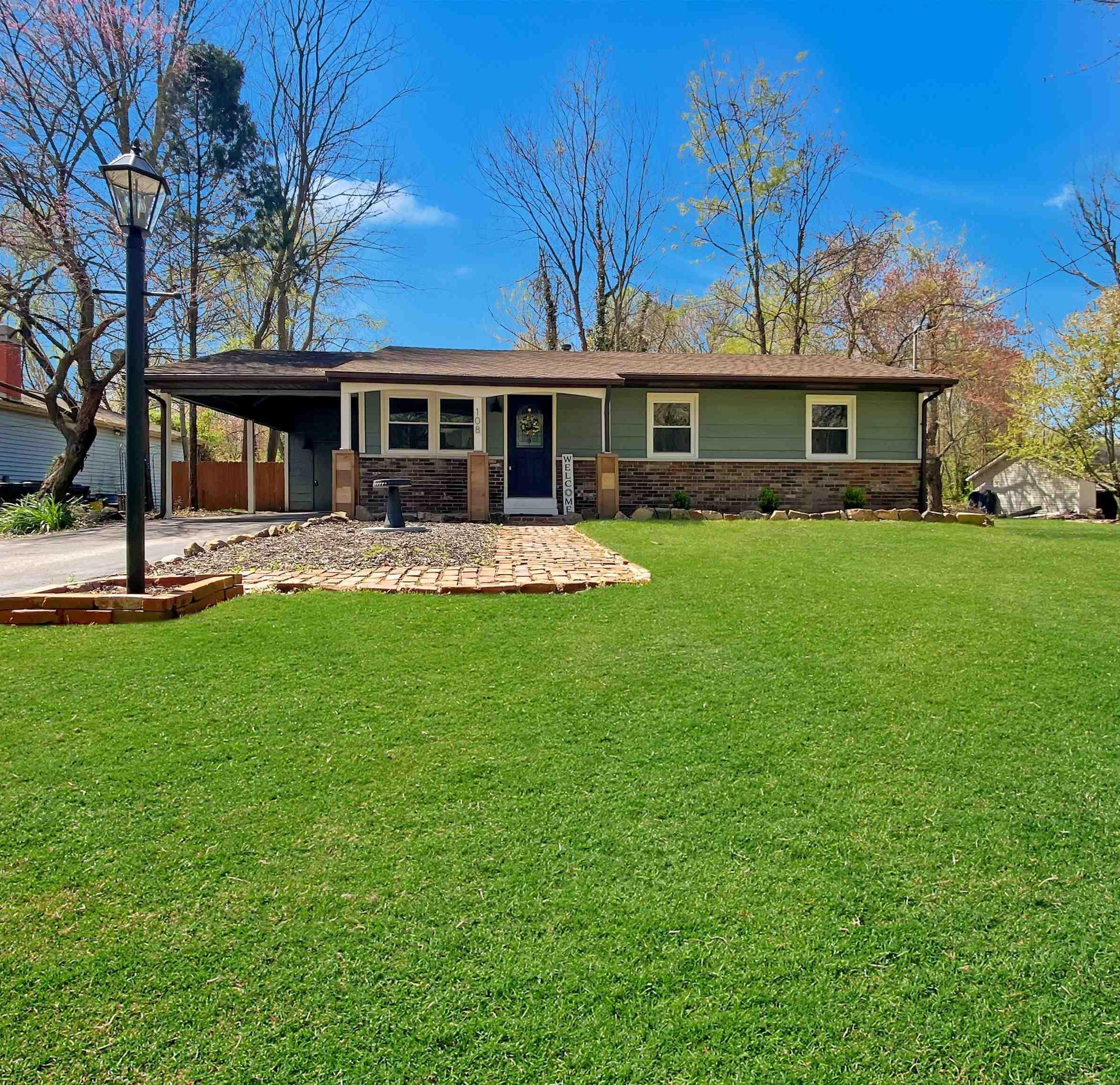 Property Photo: 108 Yorkshire Drive IN 47630