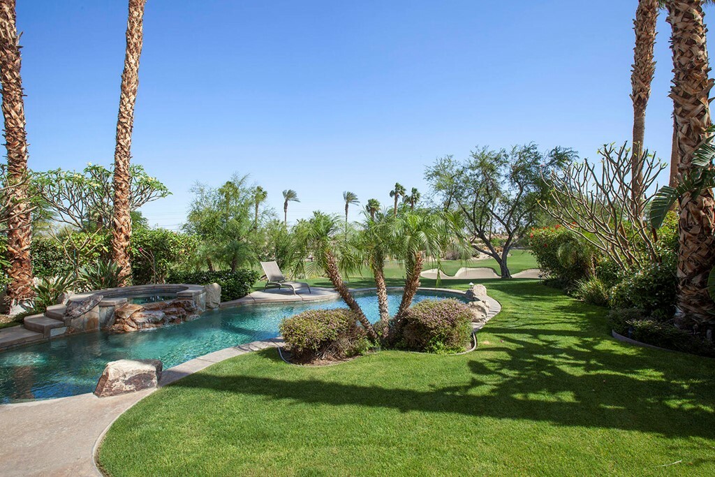 Property Photo:  79670 Rancho La Quinta Drive  CA 92253 