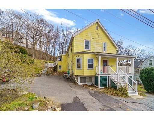 Property Photo: 133 Brattle St MA 02474