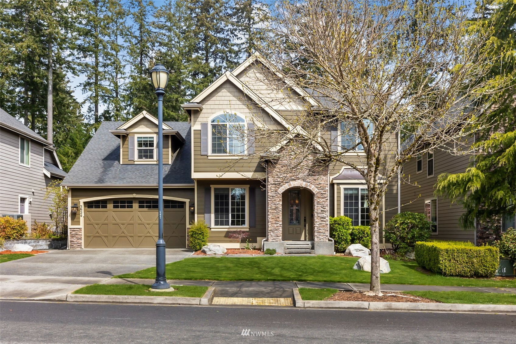 Property Photo:  3924 Cameron Drive NE  WA 98516 