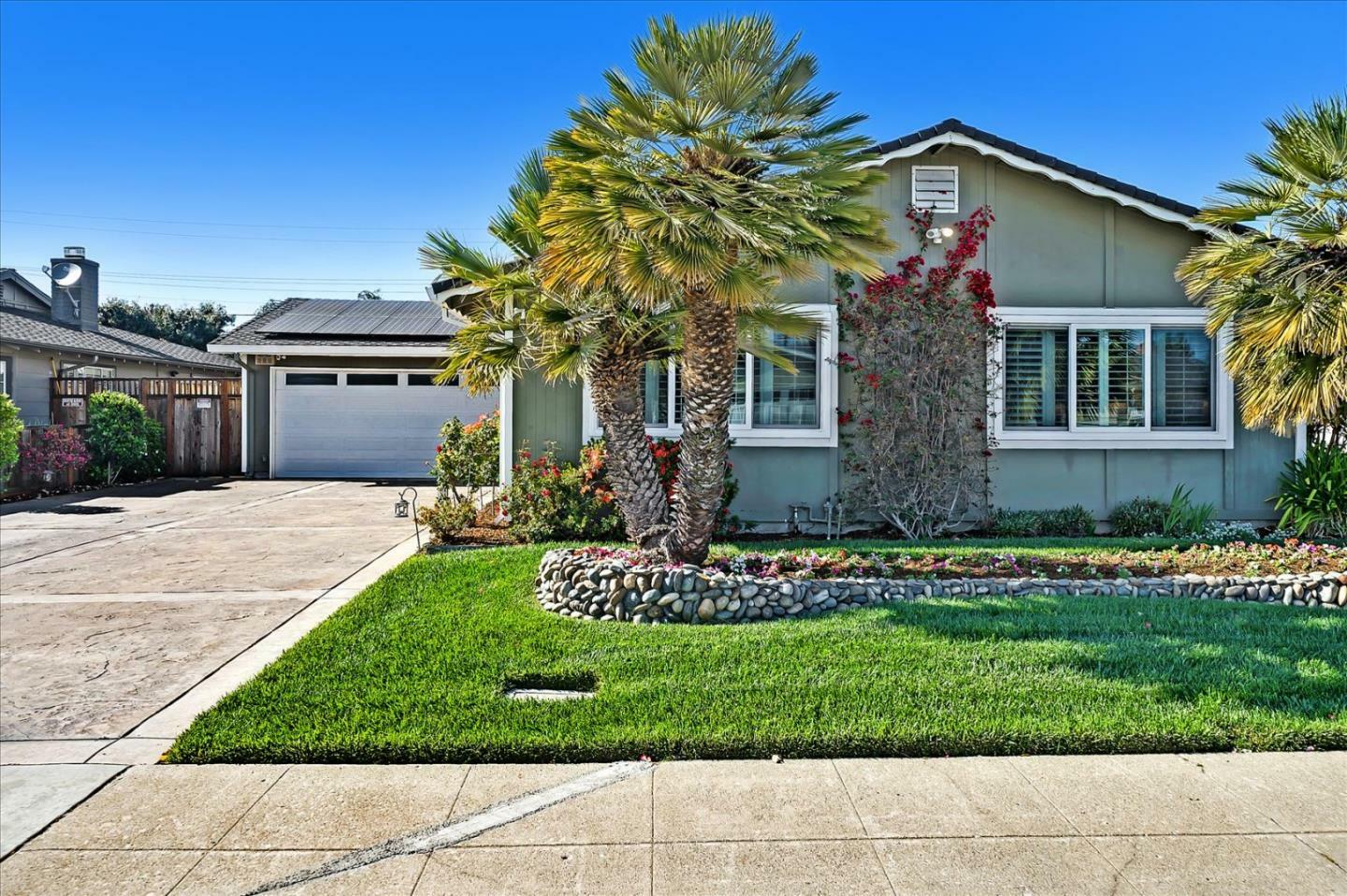 Property Photo: 3358 Marisma Street CA 94403