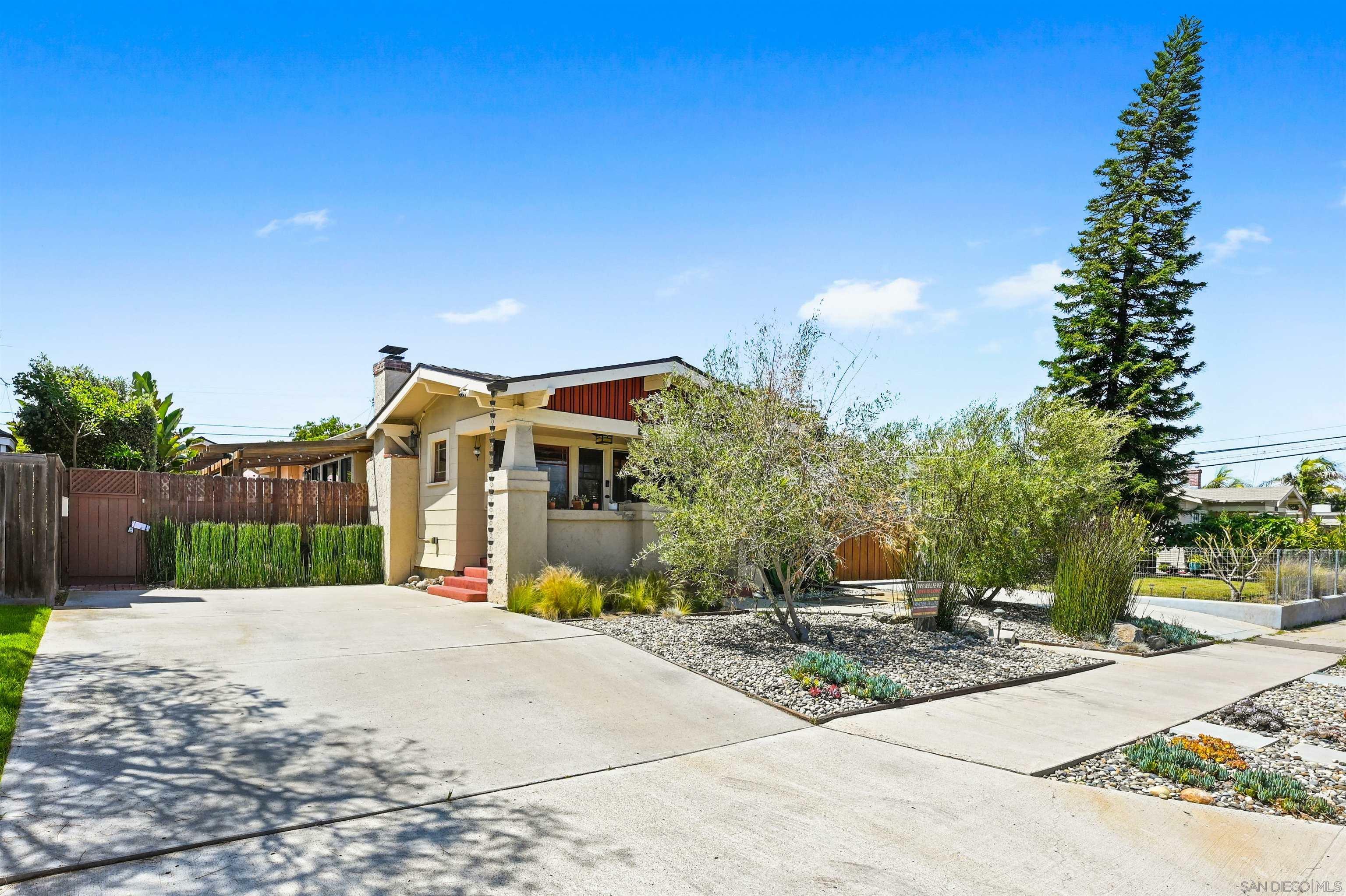 Property Photo: 3582 Bancroft St CA 92104