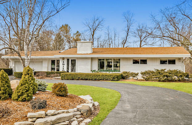 Property Photo: 15110 Watertown Plank Rd WI 53122