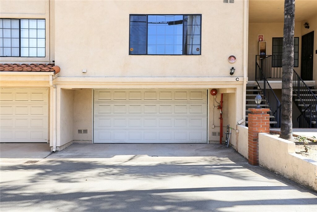 Property Photo:  918 La Cadena Avenue C  CA 91007 