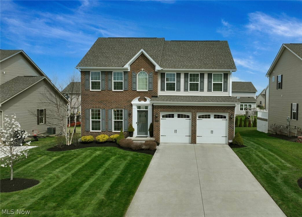 Property Photo:  798 Hilliary Lane  OH 44202 