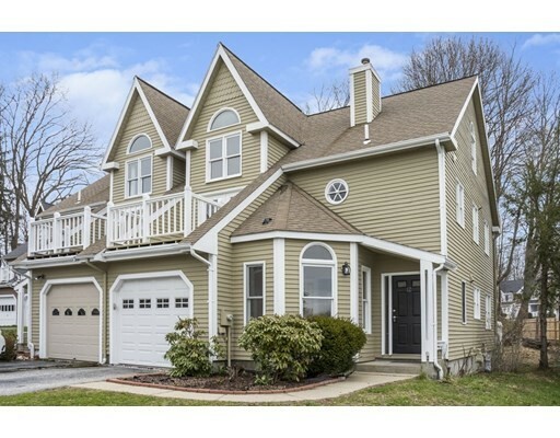Property Photo: 12 Blithewood Ter MA 01604