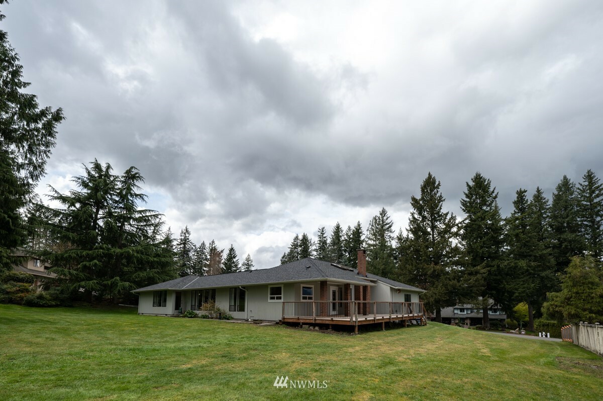 Property Photo:  23319 SE 219th Street  WA 98038 