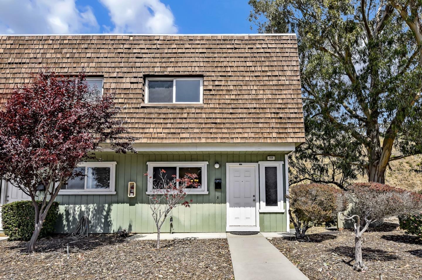 Property Photo:  869 Stonegate Drive  CA 94080 