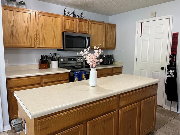 Property Photo:  2753 Whispering Trails Drive  FL 33884 