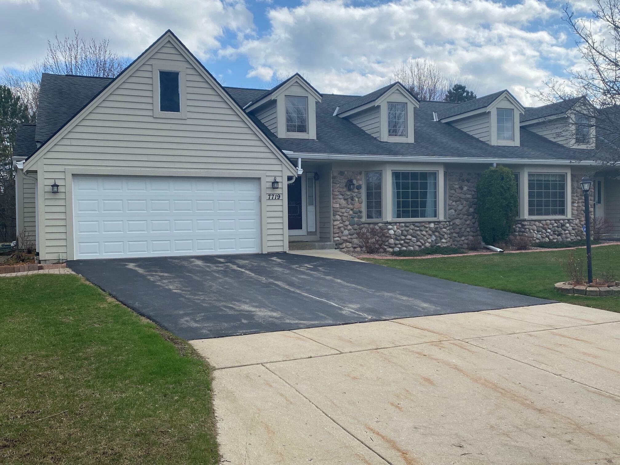 Property Photo: 7719 W Terrace Dr WI 53132