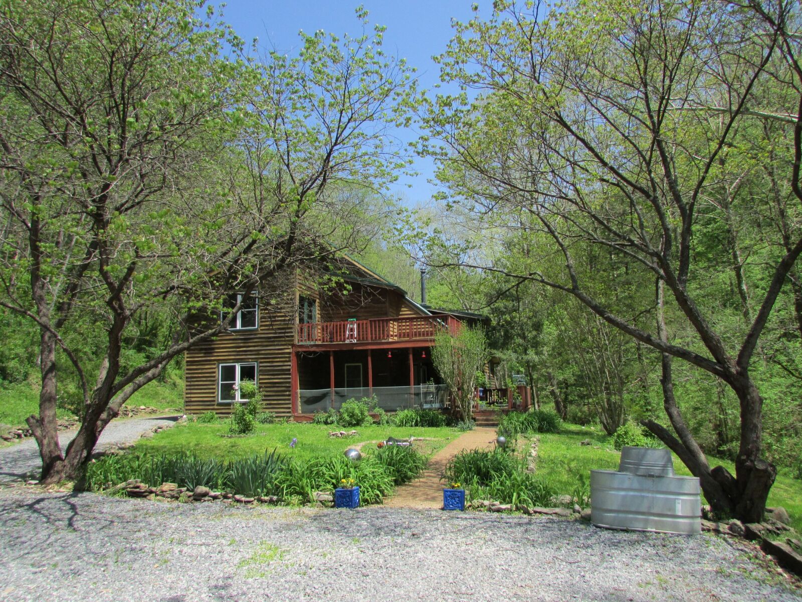 Property Photo: 140 Carver Hollow Rd TN 37145