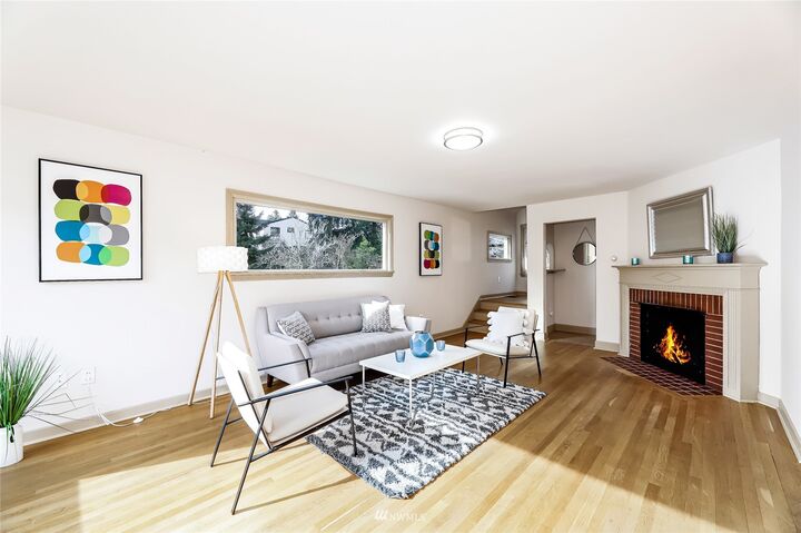 Property Photo:  9519 5th Avenue NE  WA 98115 