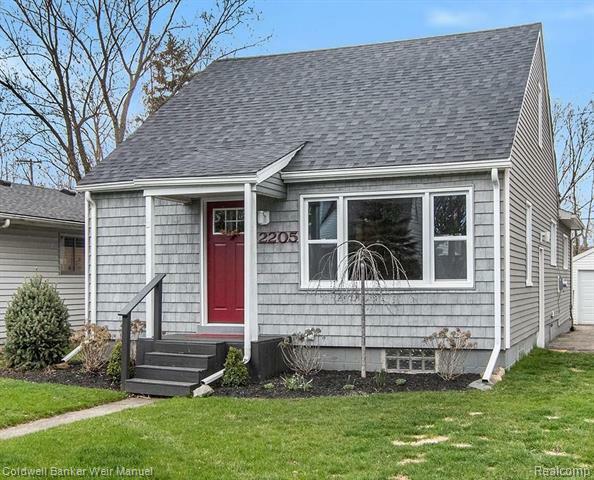 Property Photo: 2205 Avondale Street MI 48320