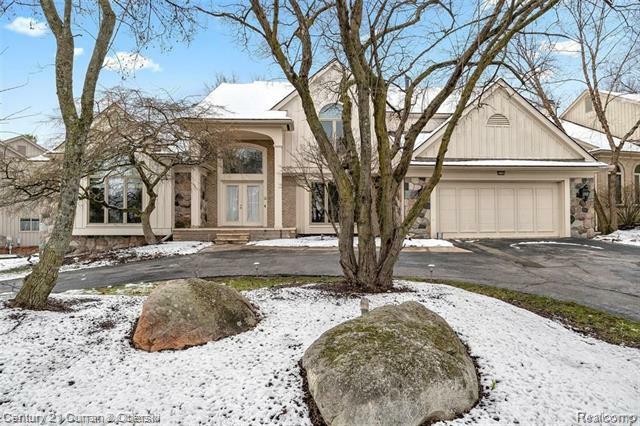 4750 Mirror Lake Drive  West Bloomfield Twp MI 48323 photo