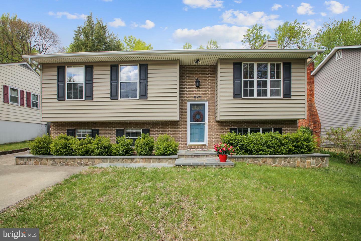 Property Photo:  822 Chestnut Tree Drive  MD 21409 