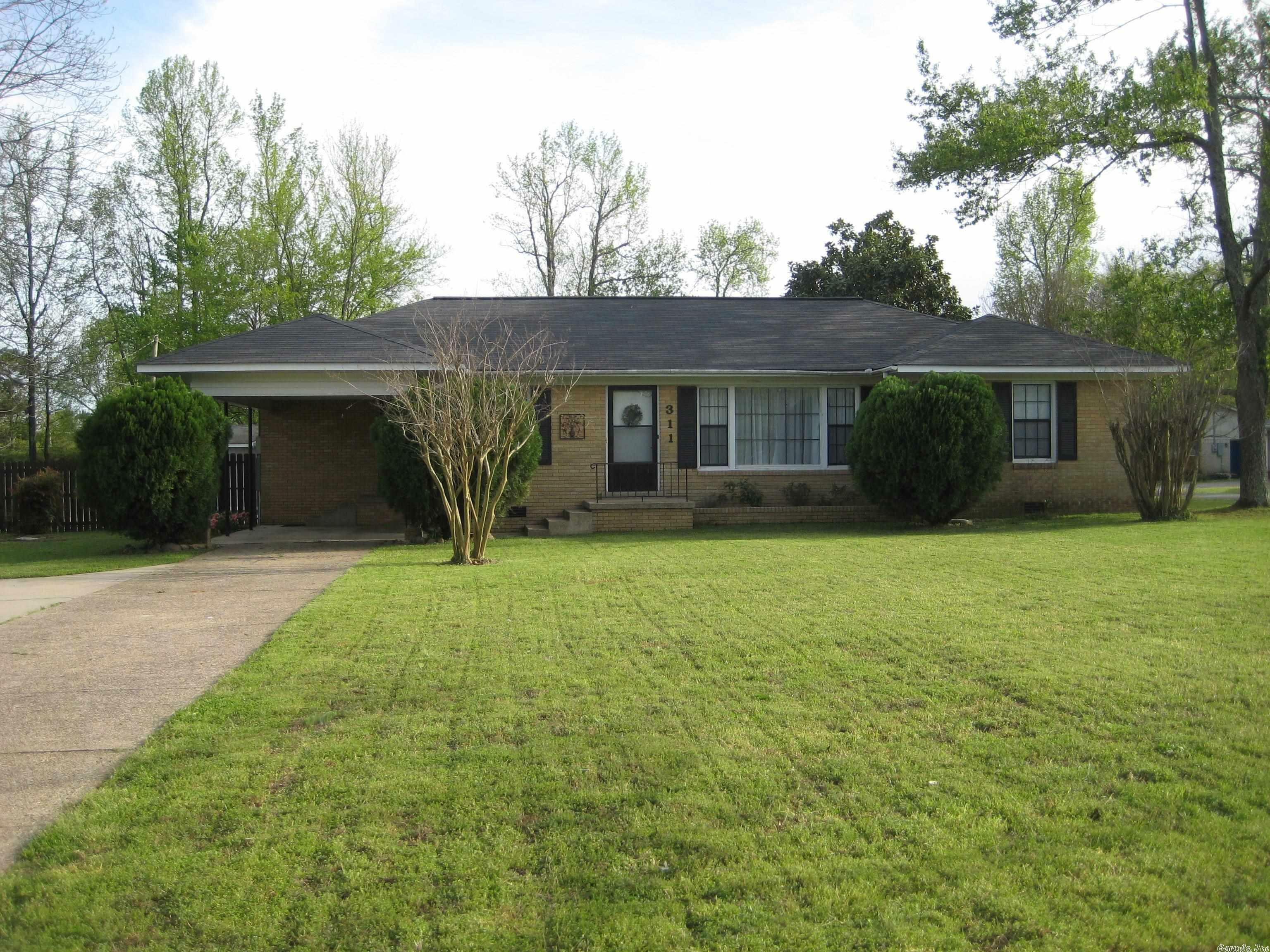 Property Photo:  311 Eagle Gap  AR 71953 