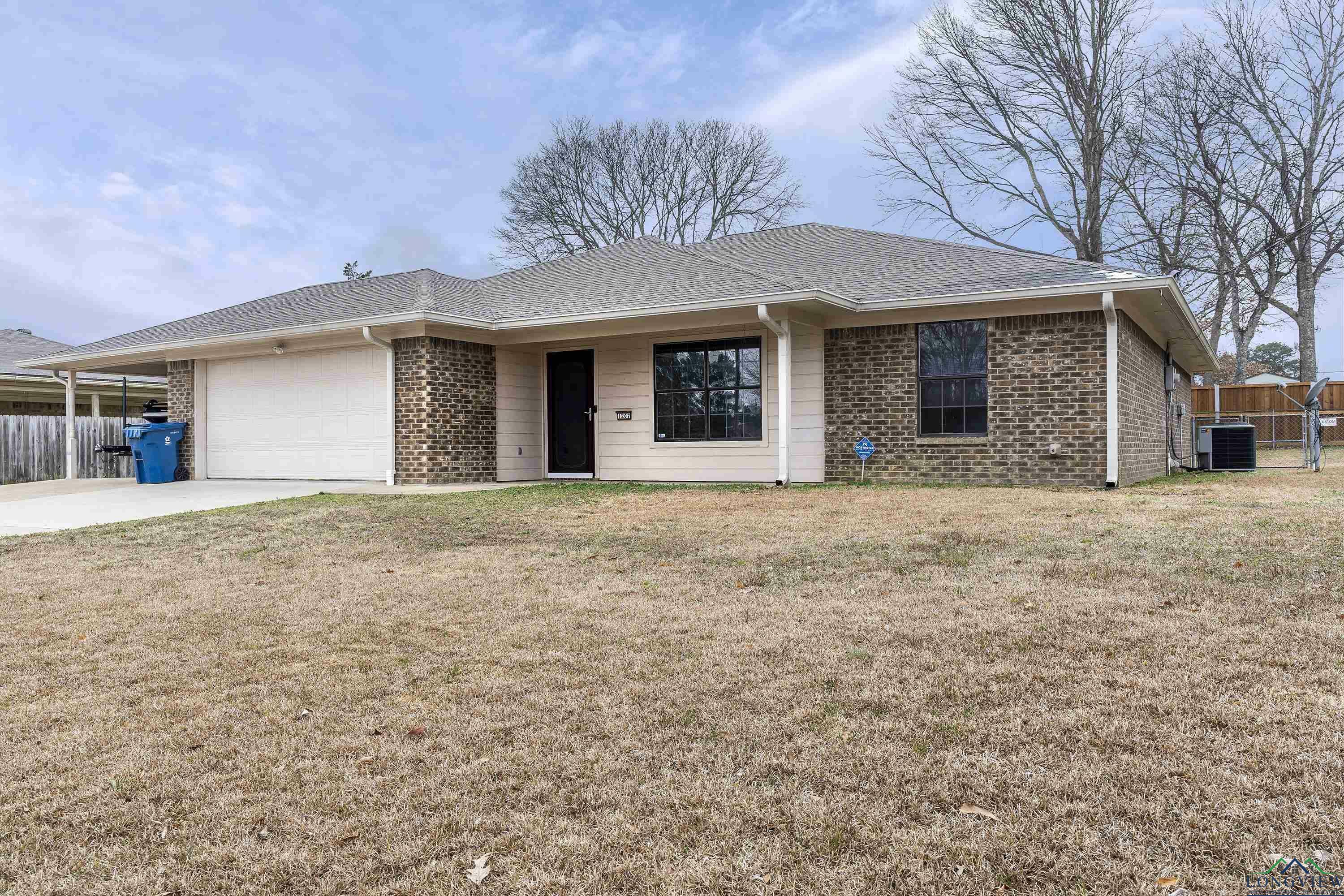 Property Photo:  1207 N Acapulco Lane  TX 75693 