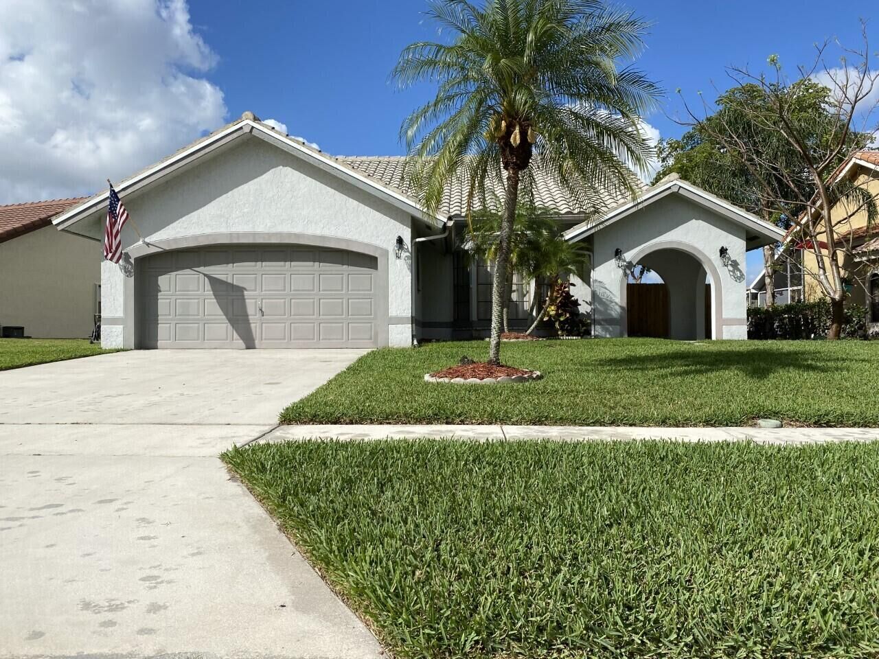 Property Photo:  5270 Helene Circle  FL 33472 
