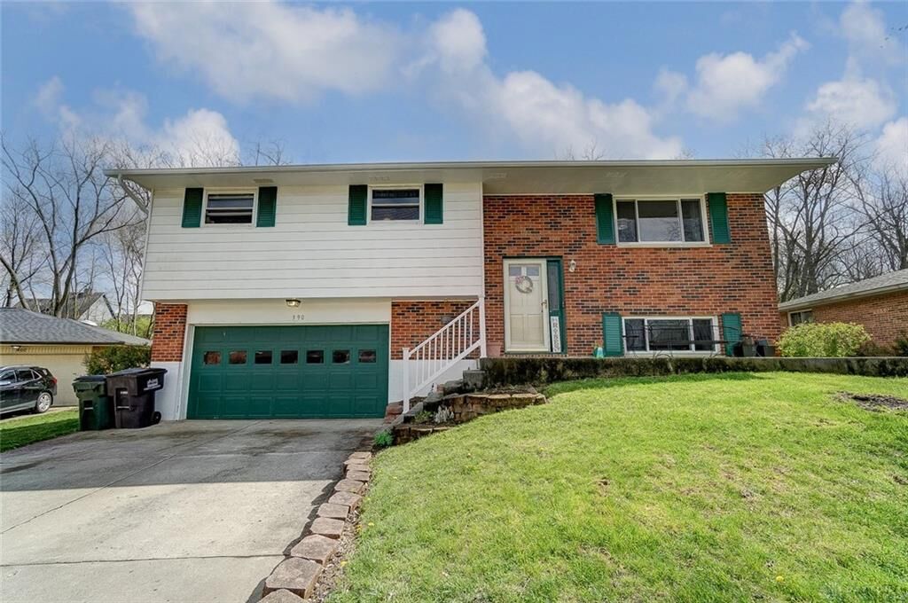 Property Photo: 390 Greenport Drive OH 45449