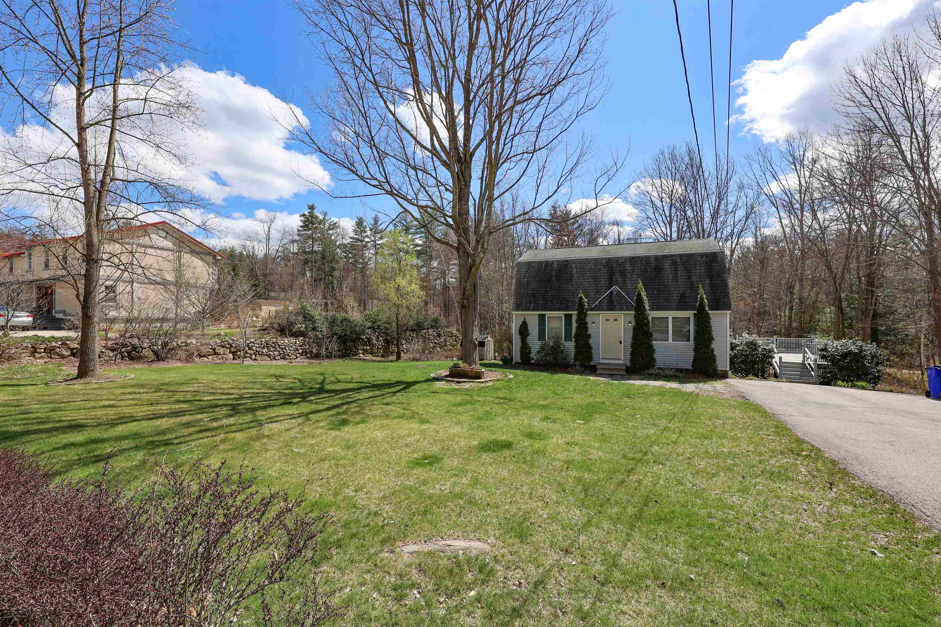 Property Photo: 12 Goffstown Back Road NH 03045