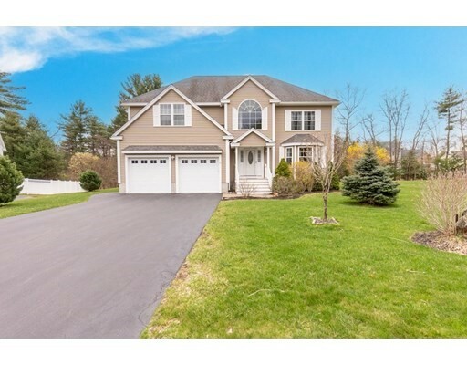Property Photo: 17 Arrowhead Cir MA 01969