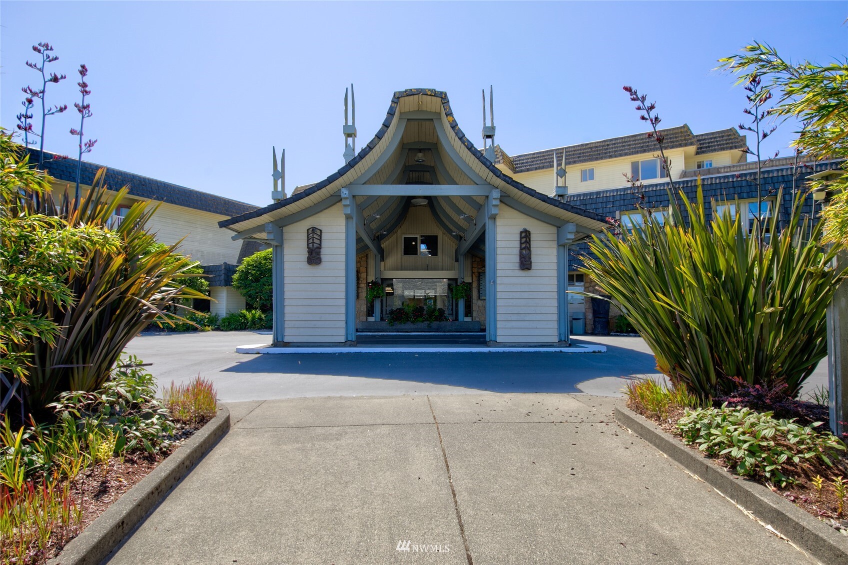 Property Photo: 615 Ocean Shores Boulevard 306 WA 98569