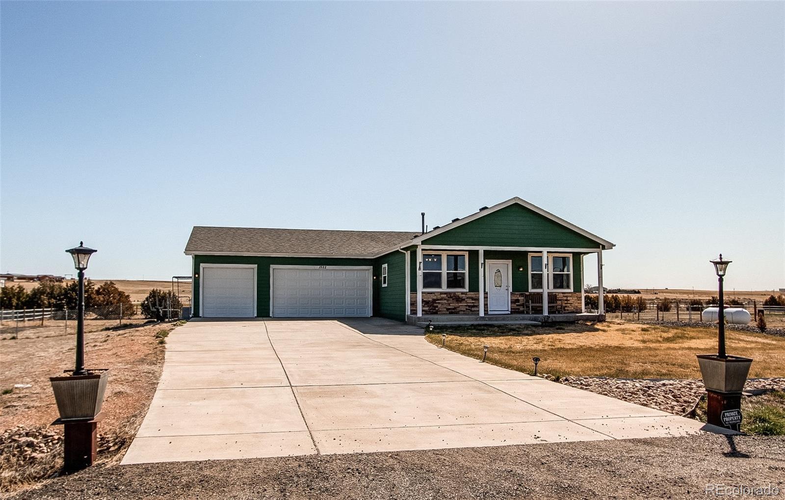 Property Photo:  1522 4th Avenue  CO 80105 