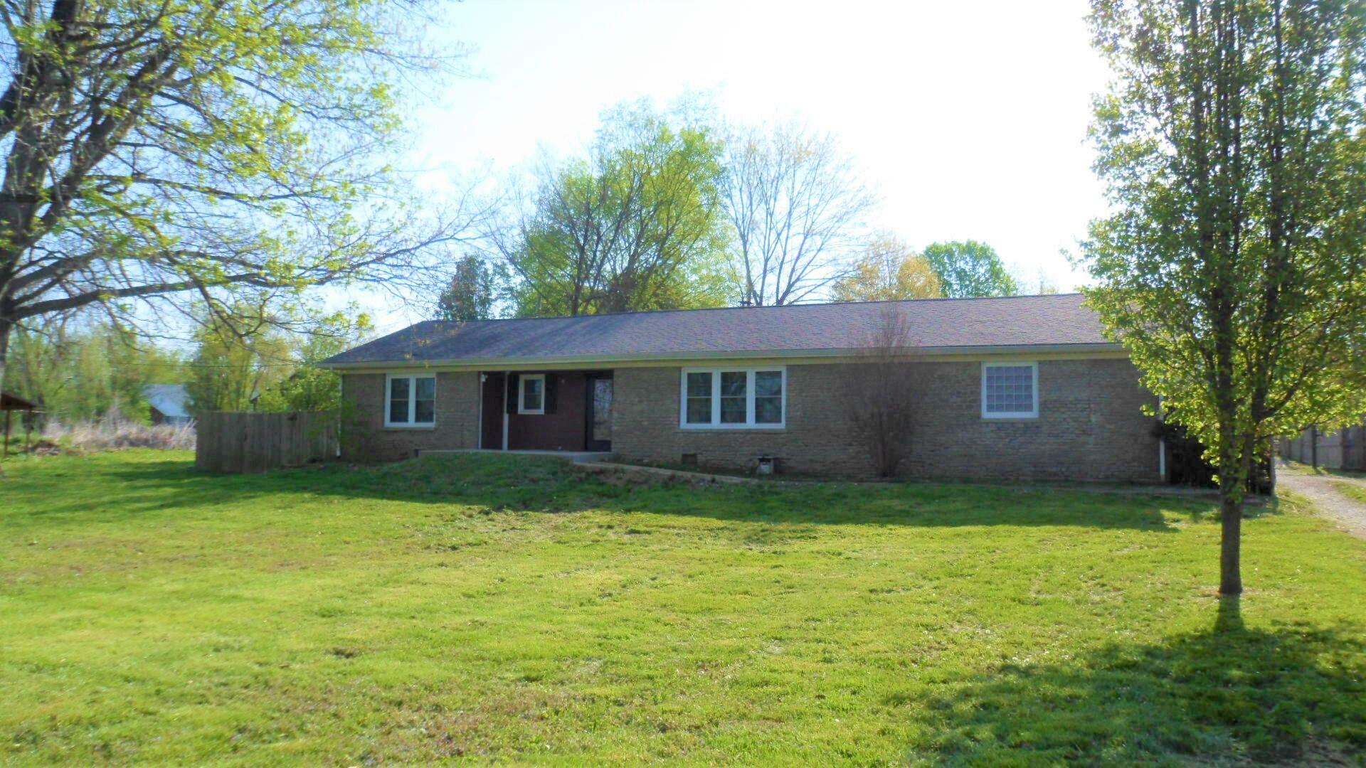 Property Photo:  242 Cardwell Lane  KY 40601 