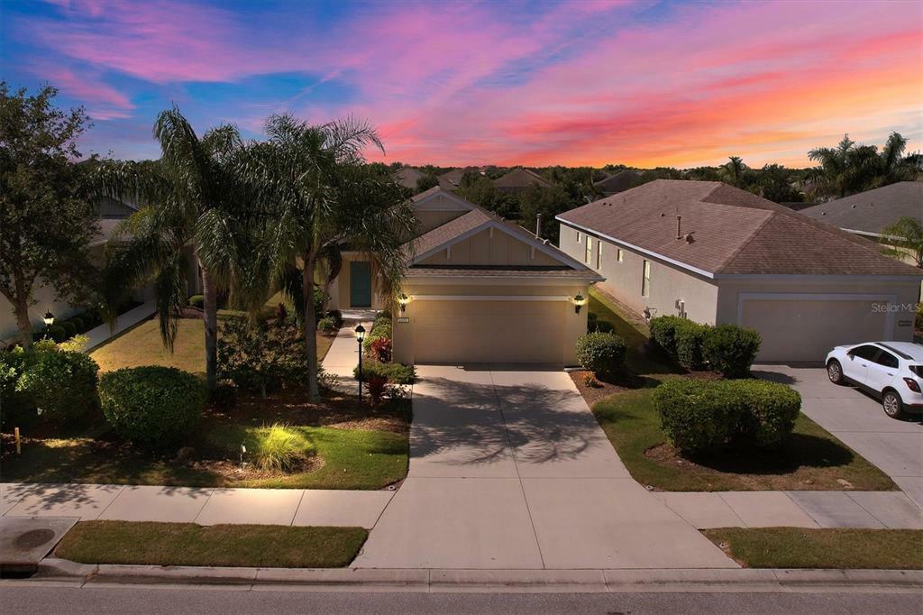 Property Photo: 12175 Longview Lake Circle FL 34211