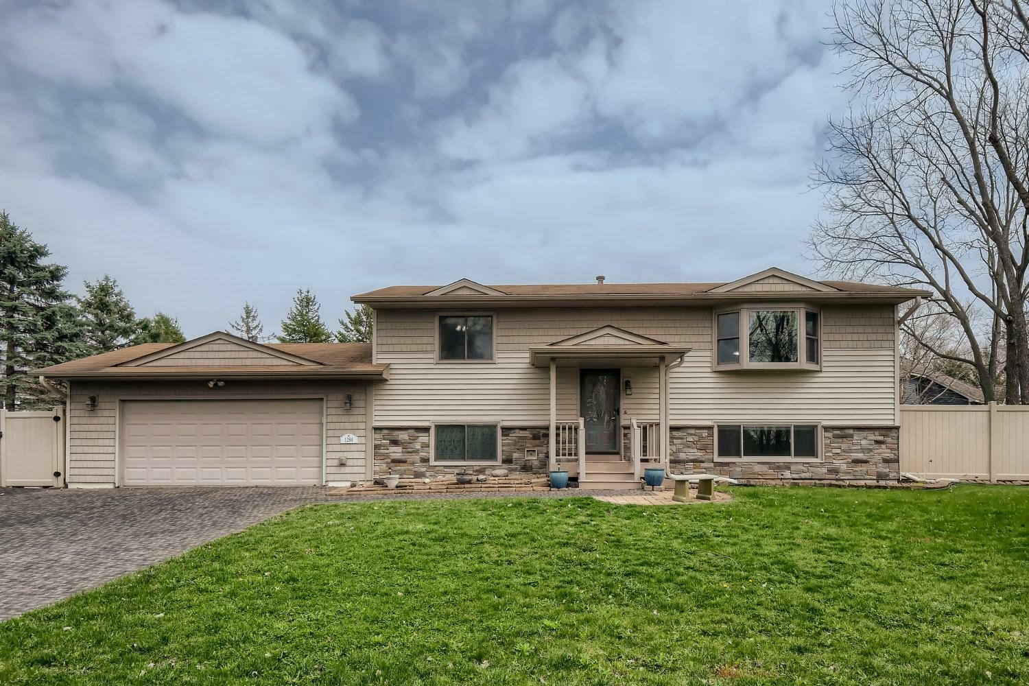 Property Photo:  1284 Halper Way  MN 55110 