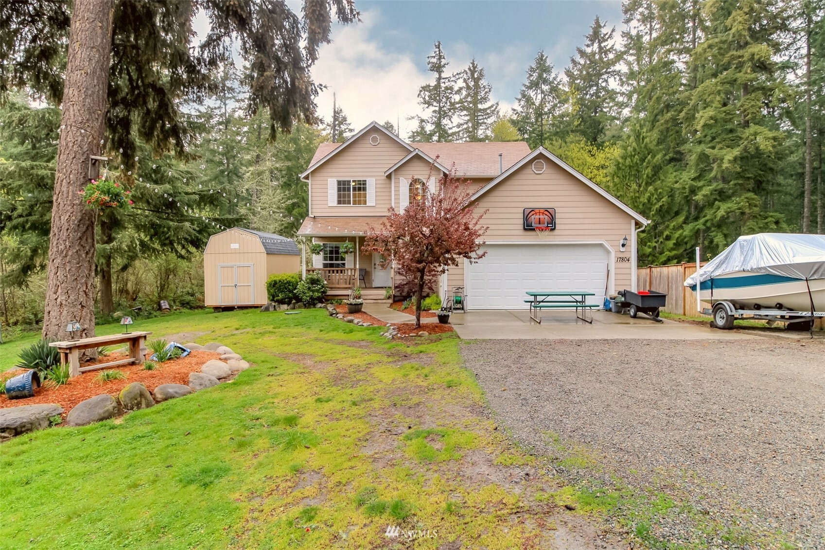 Property Photo:  17804 Rising Court SE  WA 98597 