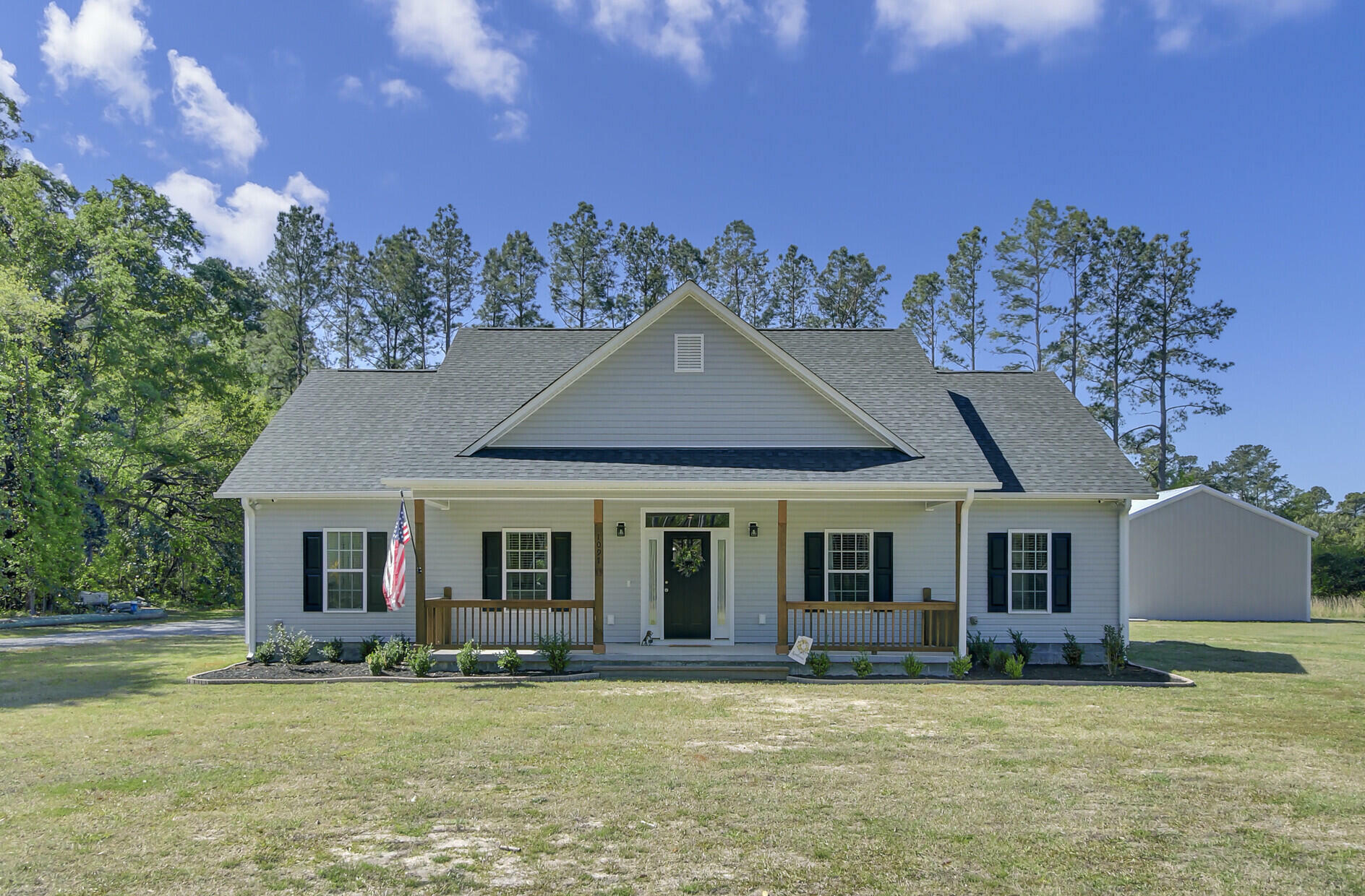 Property Photo:  1097 Black Tom Road  SC 29461 