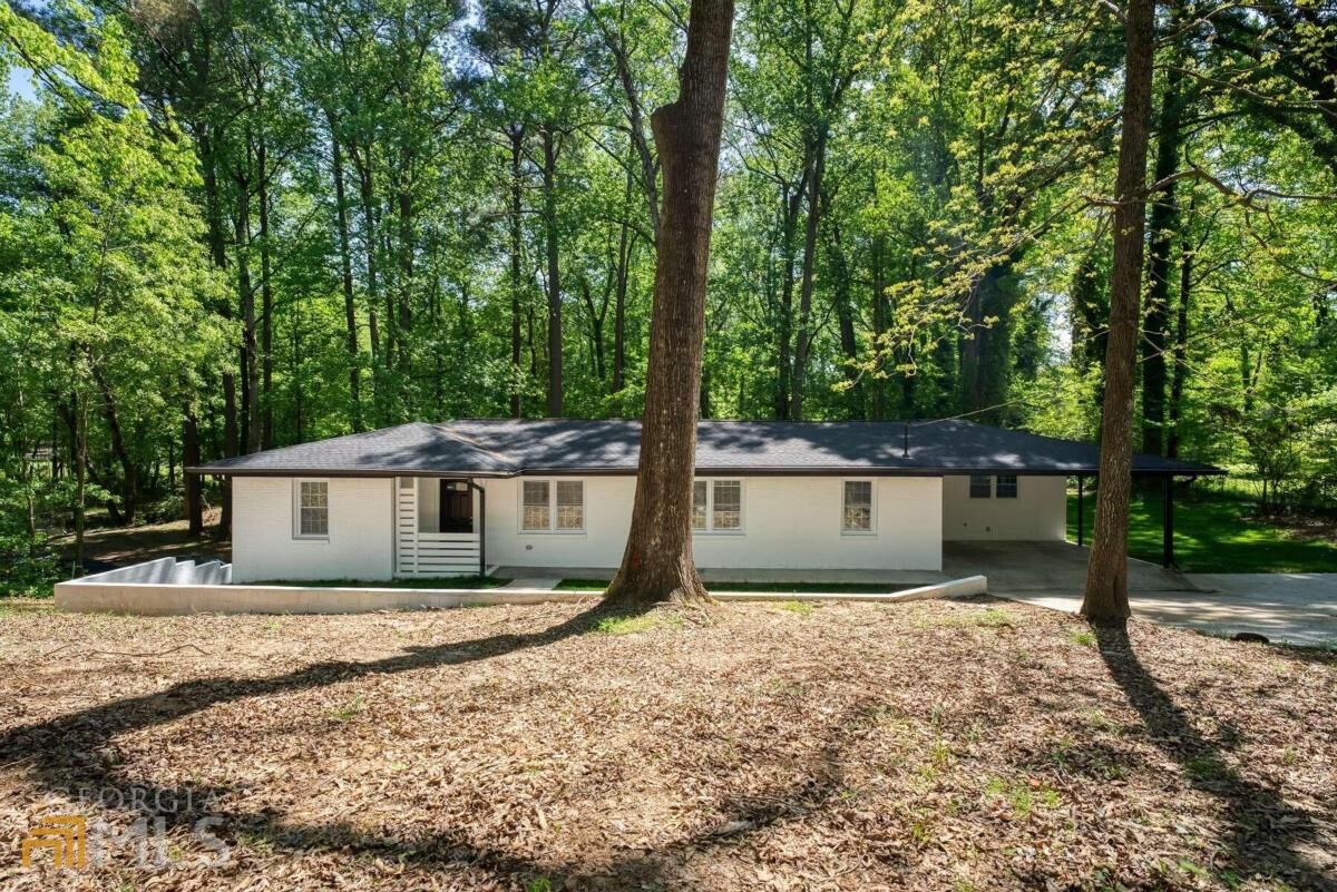 Property Photo:  6041 James Road  GA 30168 