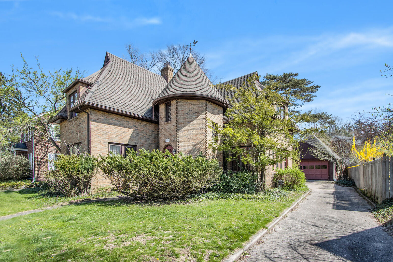 Property Photo: 2205 Benjamin Avenue MI 49008
